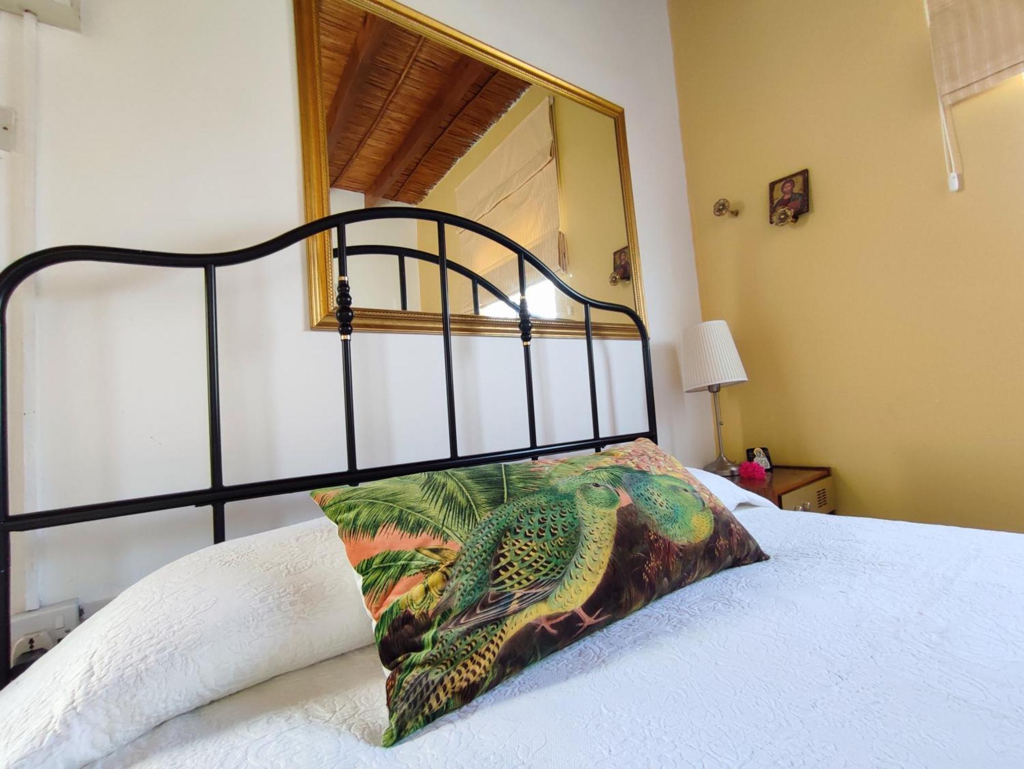 Faith'S Stone House Guest House Simou ภายนอก รูปภาพ